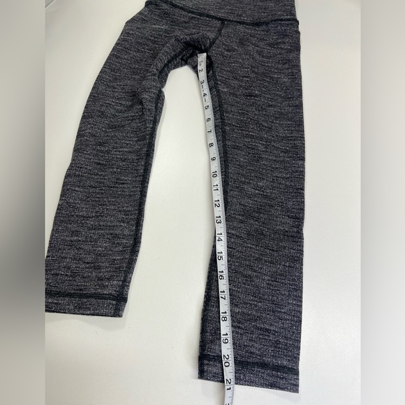 Lululemon Space Dye Wonder Under Leggings in Gray Size 4 - Picture 2 of 7